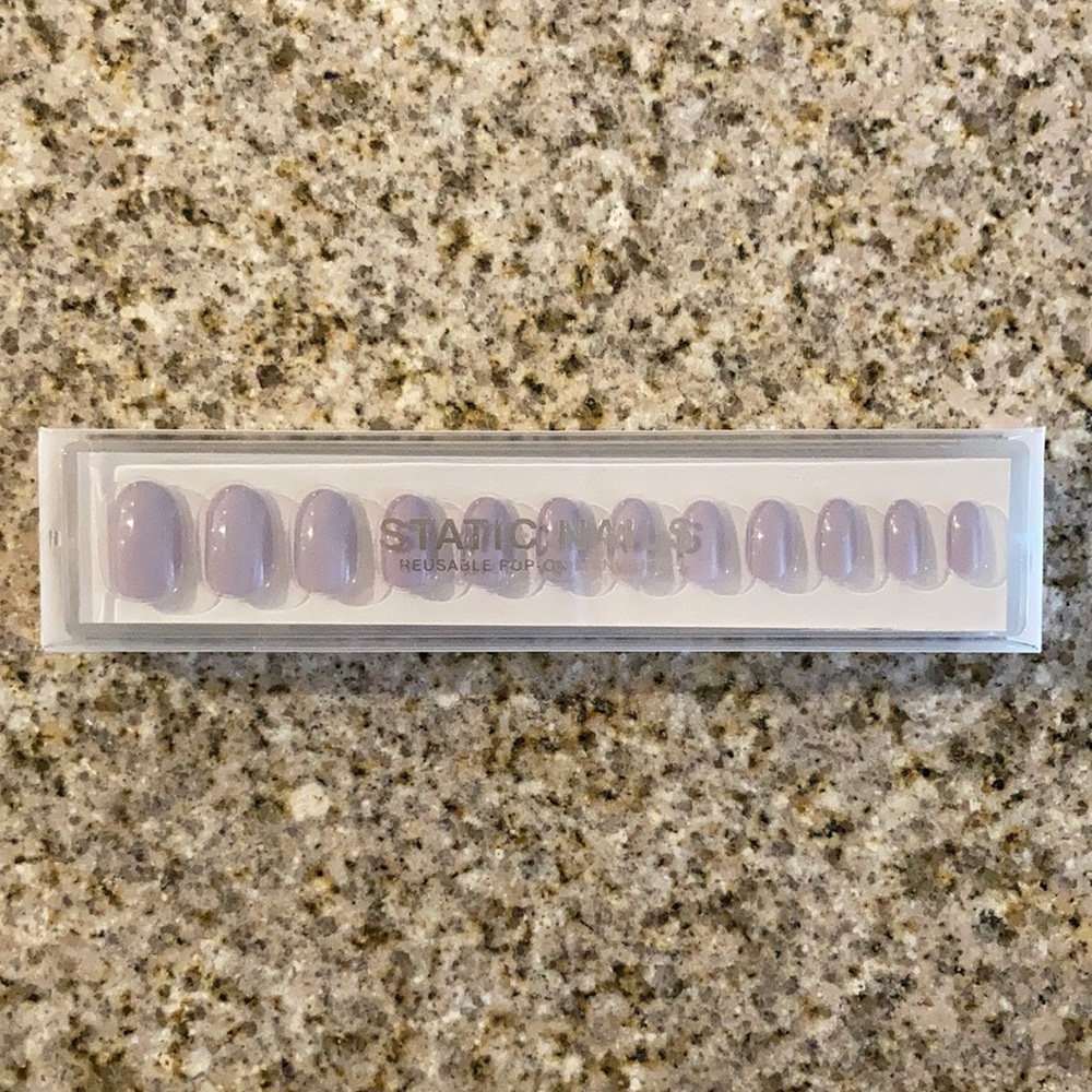 Static Nails – Lavender Honey (Round)